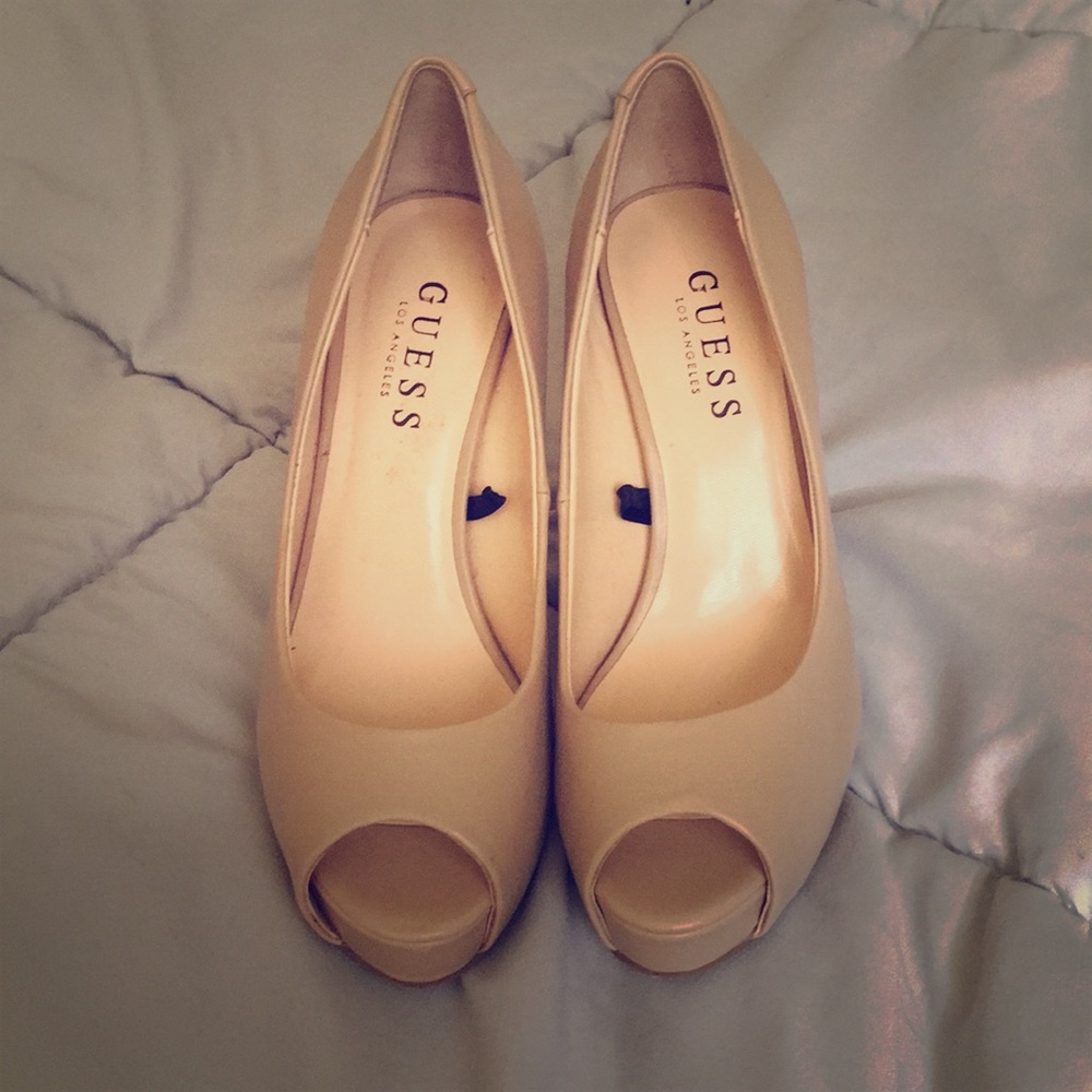 Nude Guess Heels!